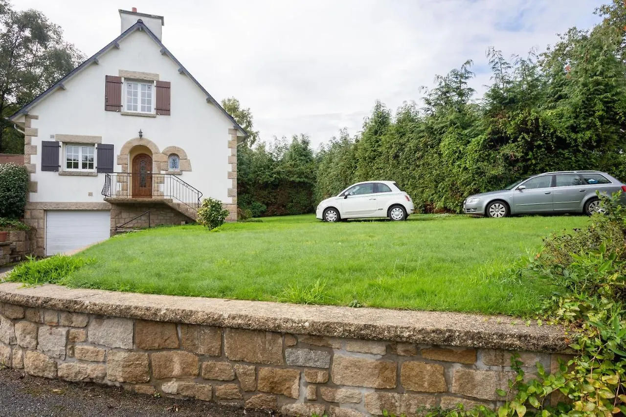Maison Auviais Quevert