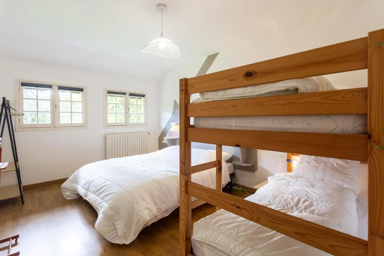 Holiday home Maison Auviais Quevert